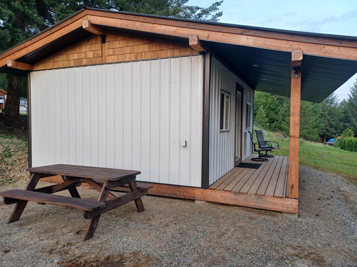 Wells Gray Stay And Play Clearwater Exterior photo