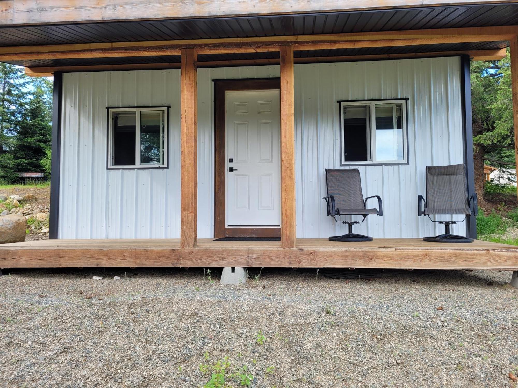 Wells Gray Stay And Play Clearwater Exterior photo